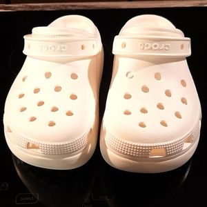 White Platform Crocs, size Girls 4J